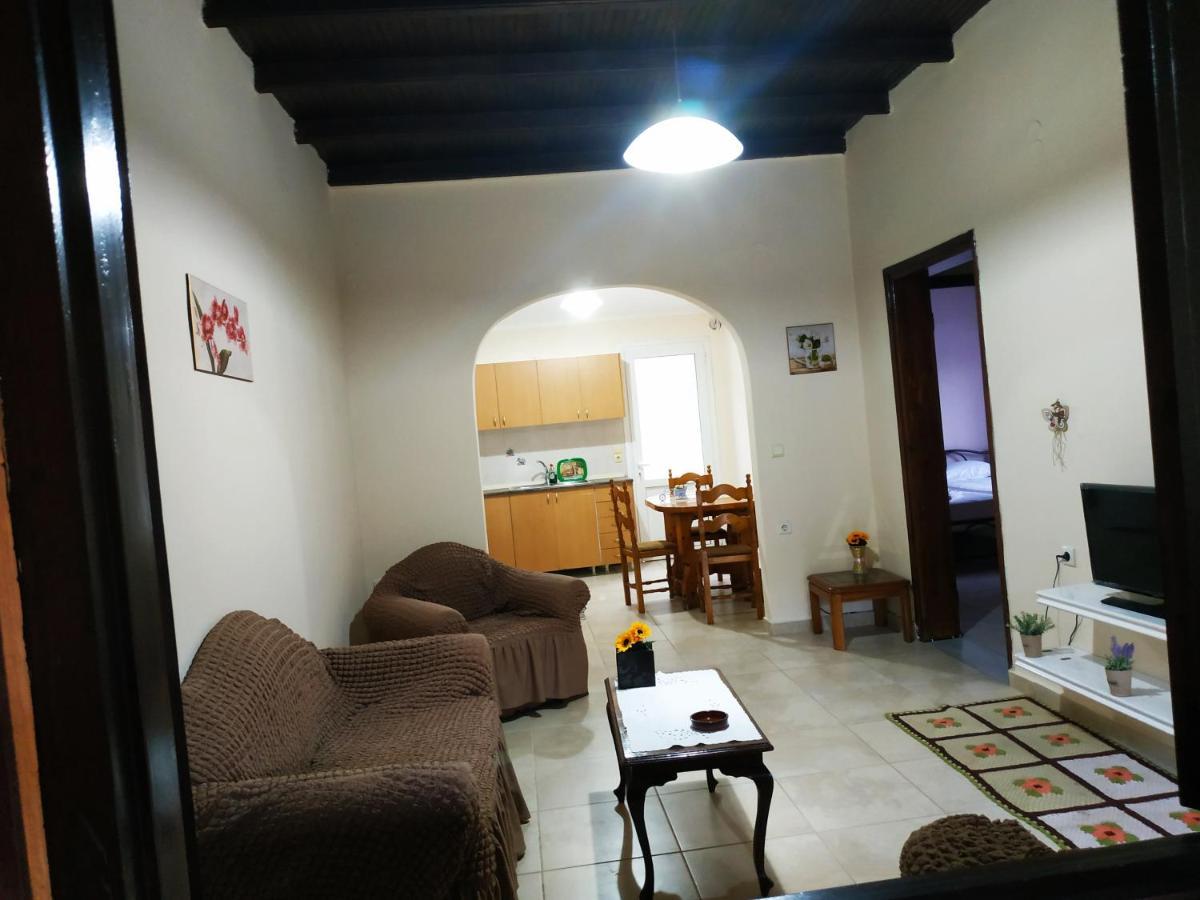 Apartamento Magia'S House Kato Korakiana Exterior foto