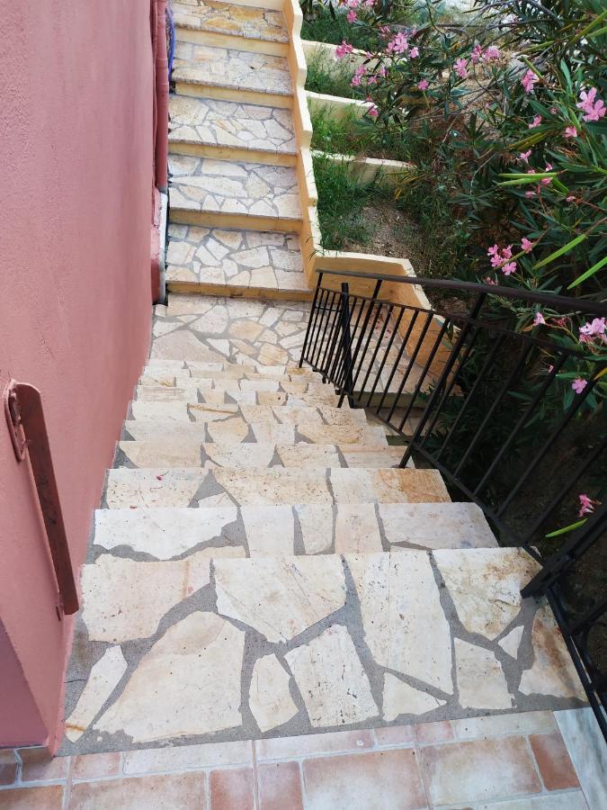 Apartamento Magia'S House Kato Korakiana Exterior foto