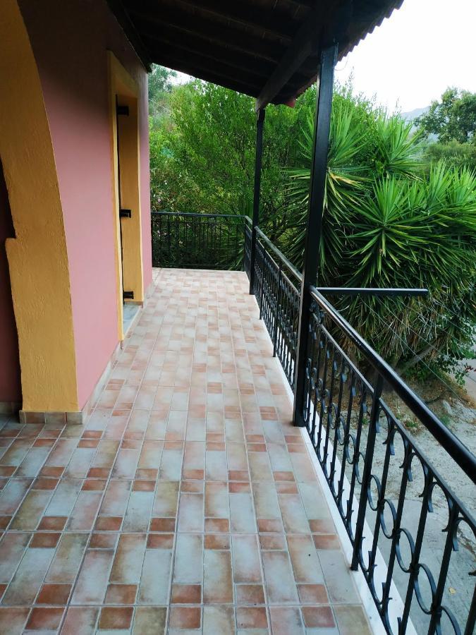 Apartamento Magia'S House Kato Korakiana Exterior foto